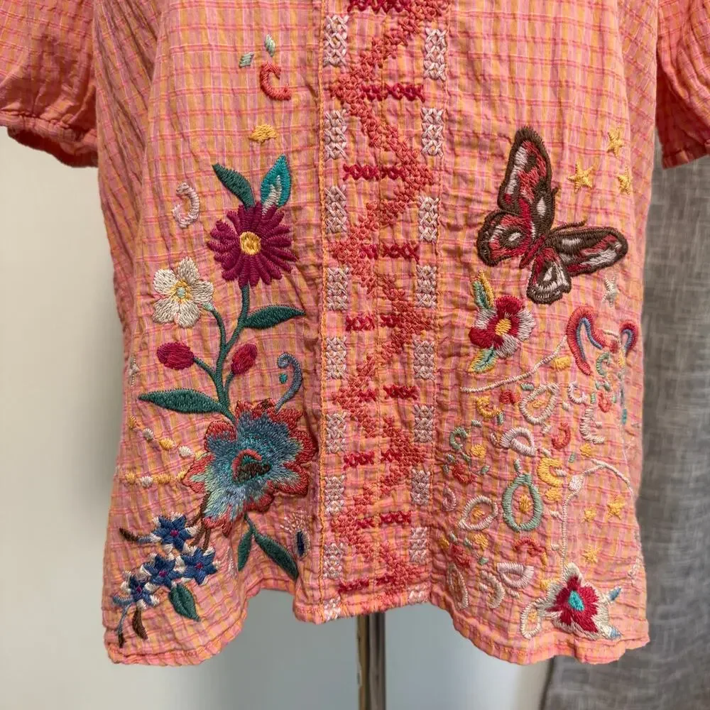 Johnny Was Workshop Embroidered Top XS Peach Floral Jungle Butterfly Leopard Bee
